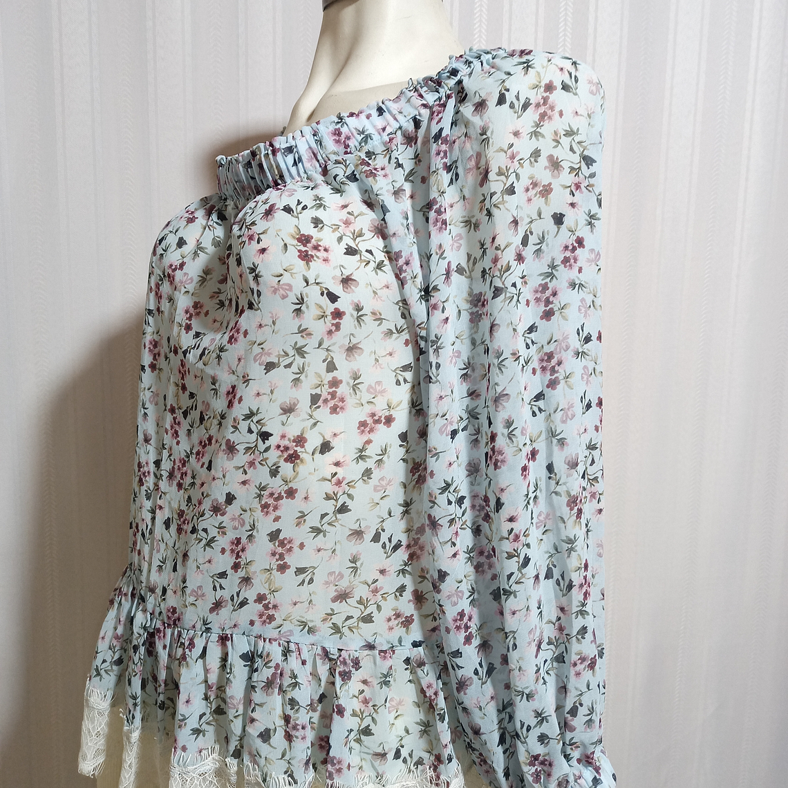 BLUSA ESTAMPADO MANGO TALLA M 1