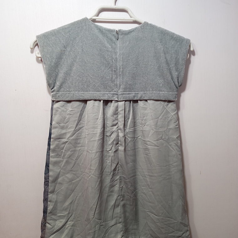 VESTIDO GRIS NIÑA CHICCO TALLA 6A 2