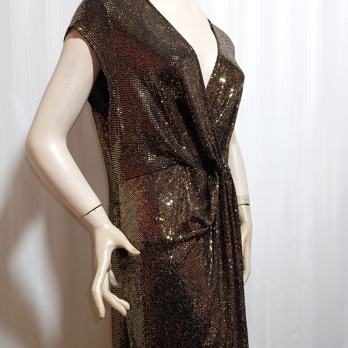 VESTIDO FIESTA DORADO JM STUDIO TALLA 16 2