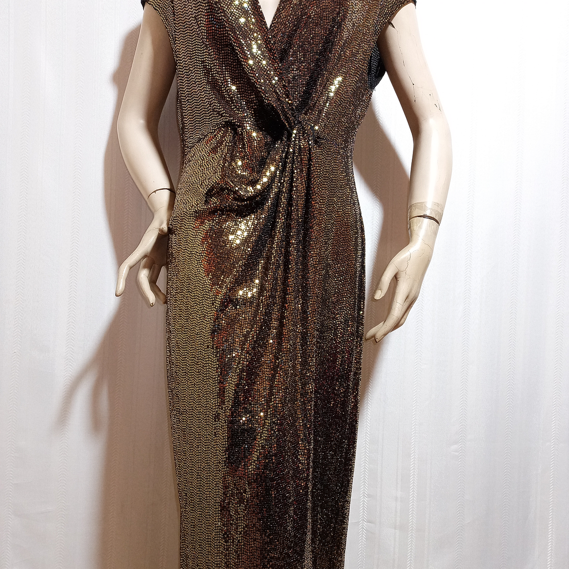 VESTIDO FIESTA DORADO JM STUDIO TALLA 16 1