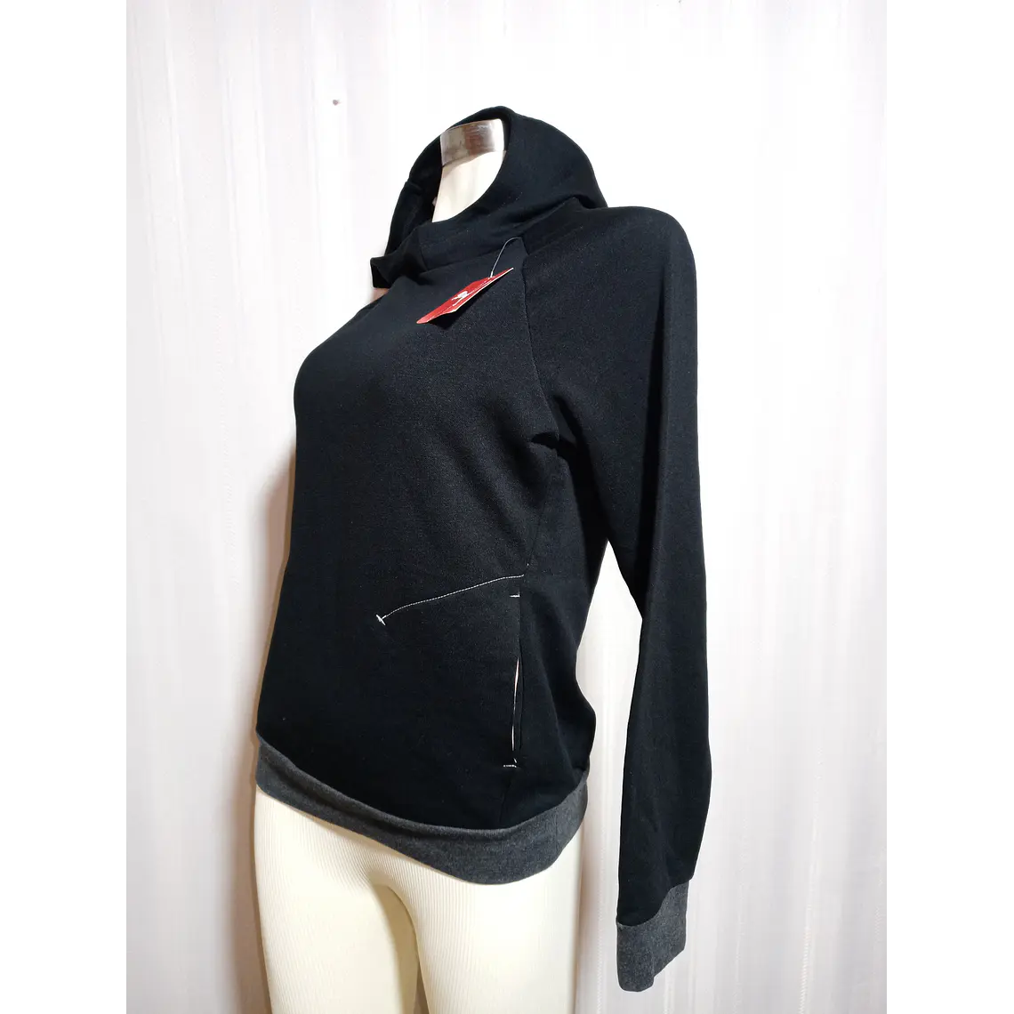 POLERÓN NEGRO PUMA TALLA L 2