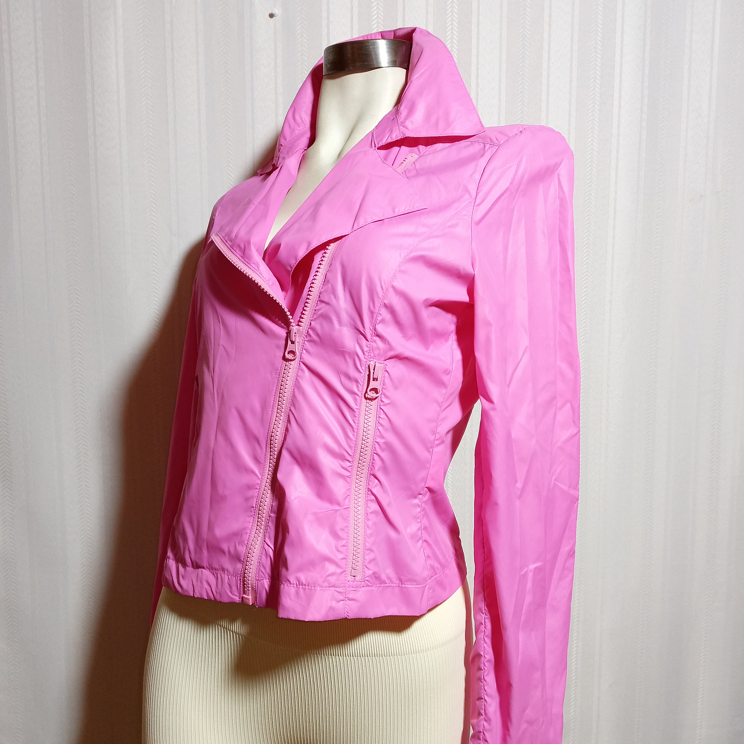 CORTAVIENTOS ROSADO FIORRUCCI TALLA 26/40 3