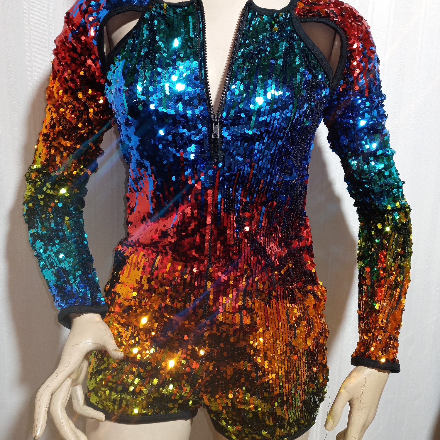 ENTERITO FIESTA LENTEJUELAS MULTICOLOR WEISSMAN TALLA XXLC 2