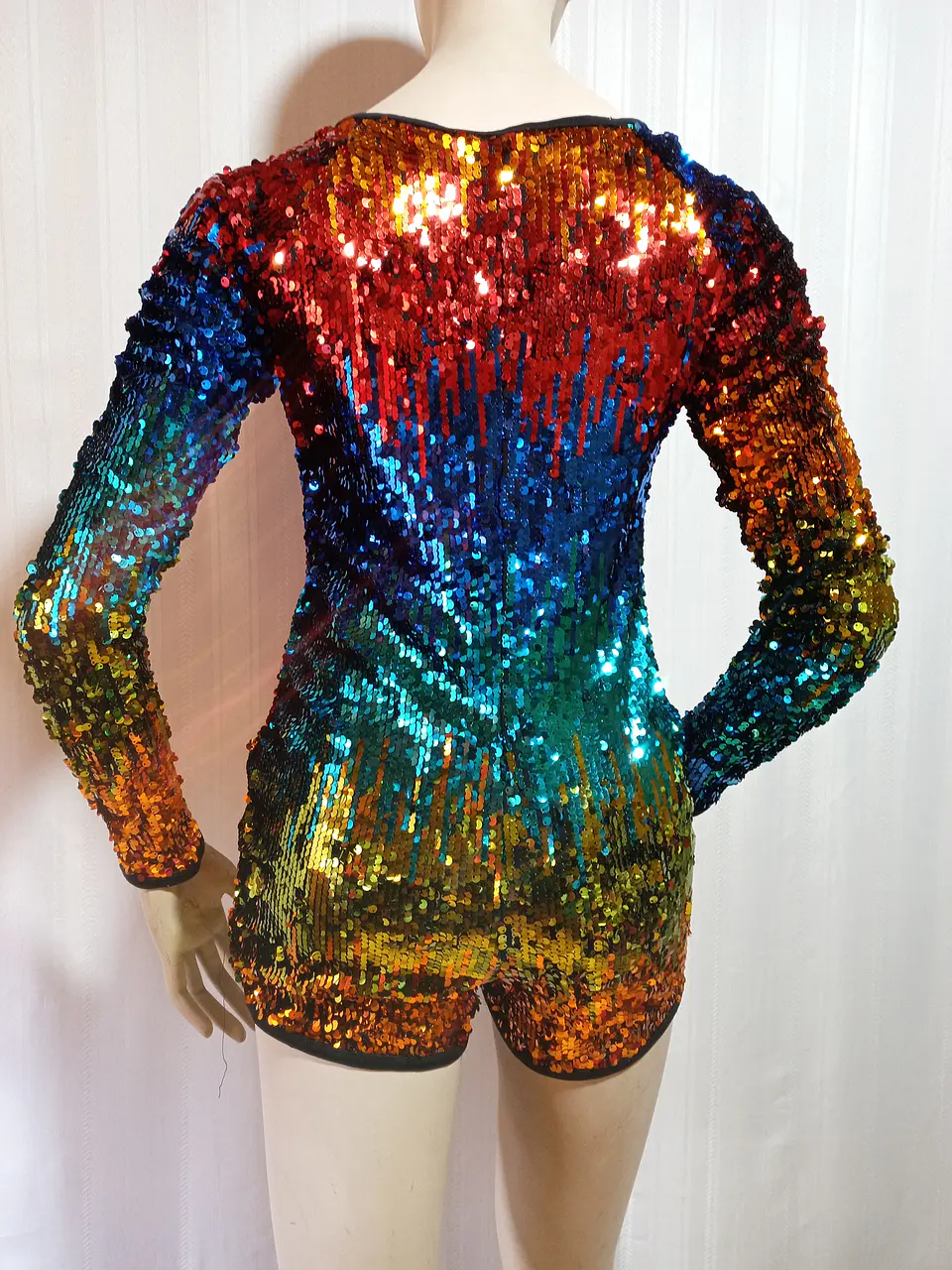 ENTERITO FIESTA LENTEJUELAS MULTICOLOR WEISSMAN TALLA XXLC 4