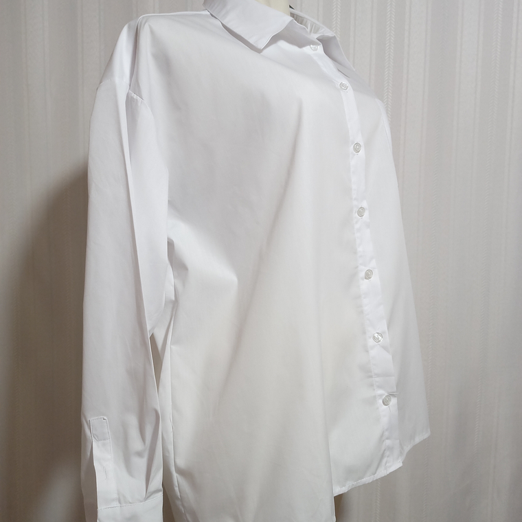 BLUSA BLANCA CHARLOTTE RUSSE TALLA XL 1