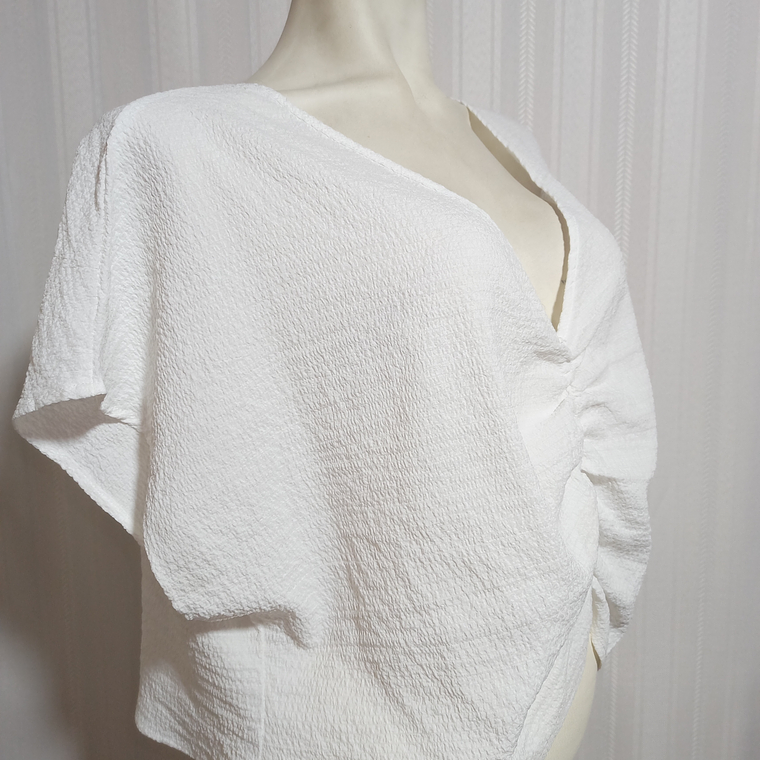 BLUSA BLANCA SHEIN TALLA XL 1