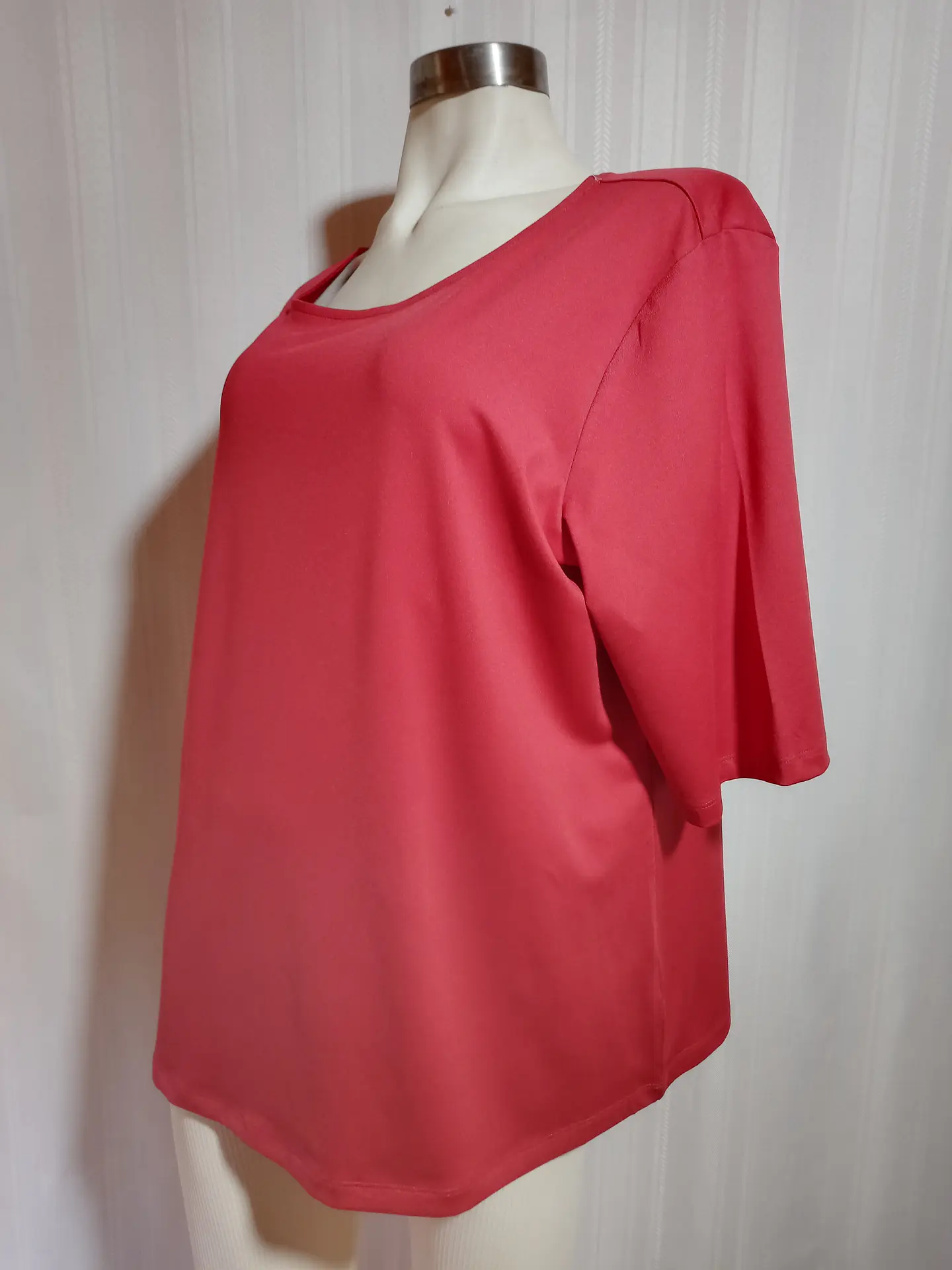 POLERA ROJA SUSAN GRAVER TALLA XL 3