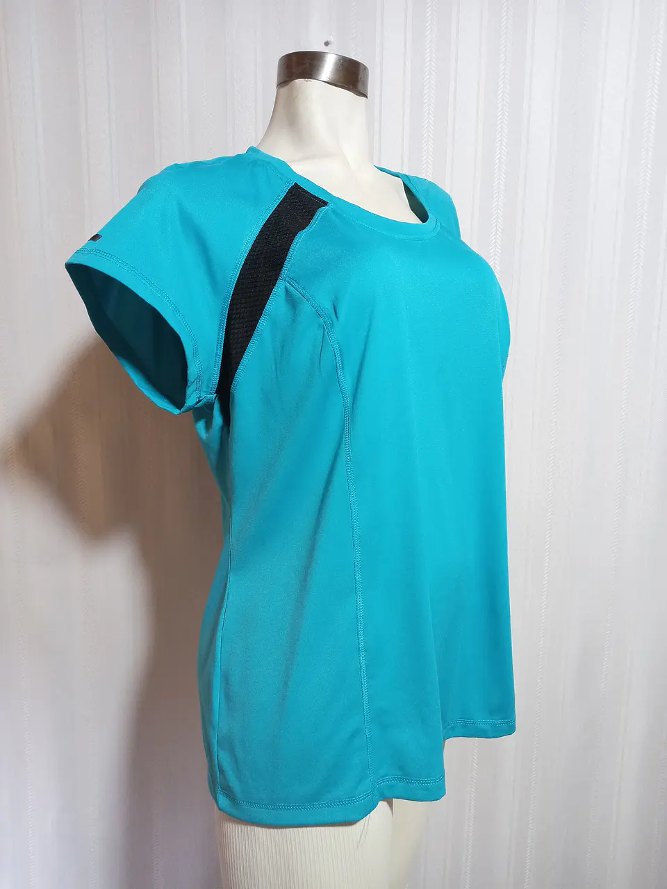 POLERA MC CALIPSO DANSKIN TALLA 2X (18-20W) 1