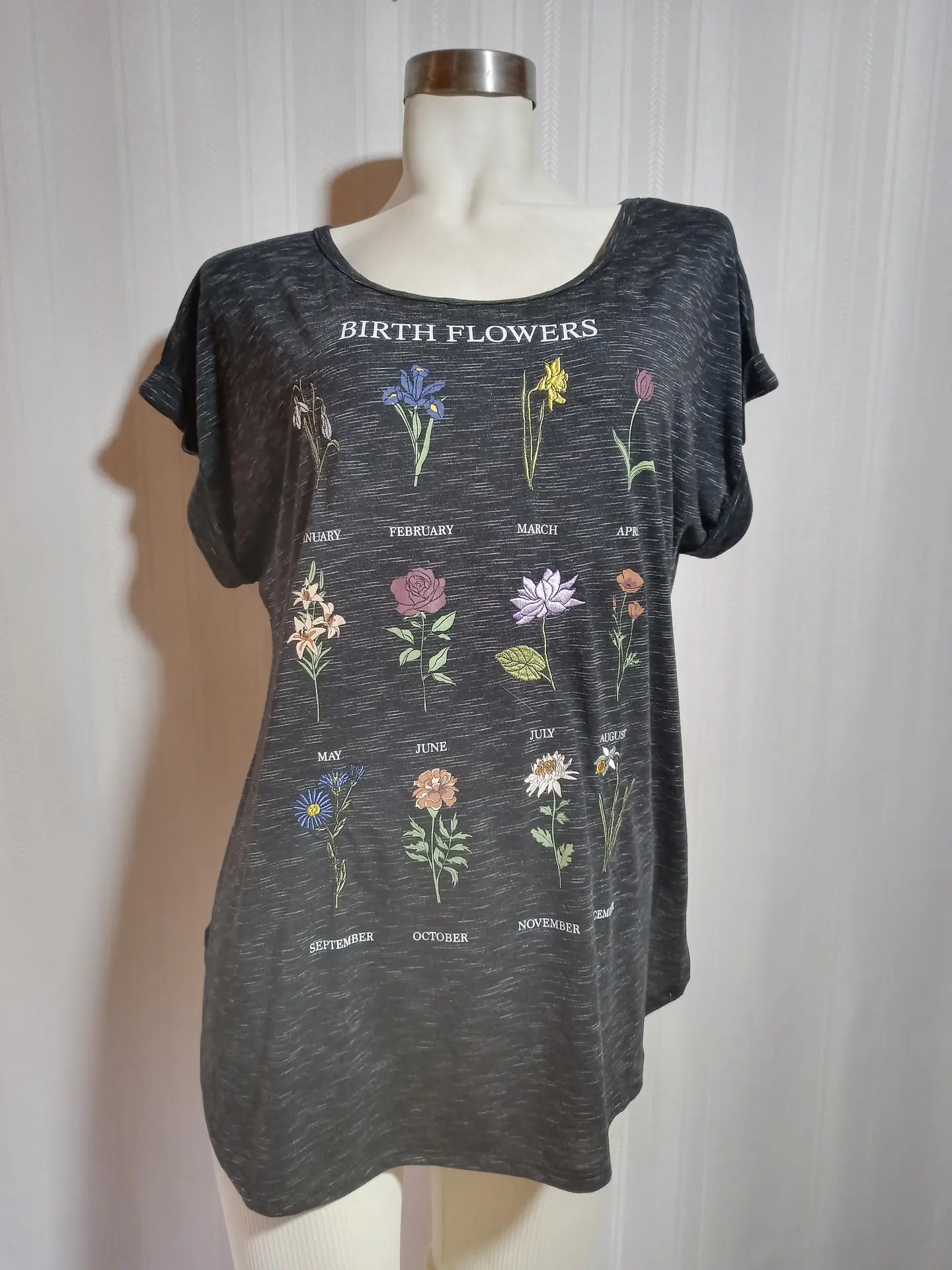 POLERA NEGRA ESTAMPADA TRUSELF TALLA 1X 3