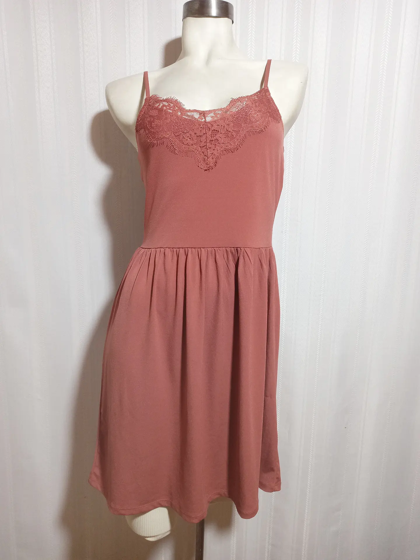 VESTIDO ROJO RUBOR VERA MODA TALLA XS   2
