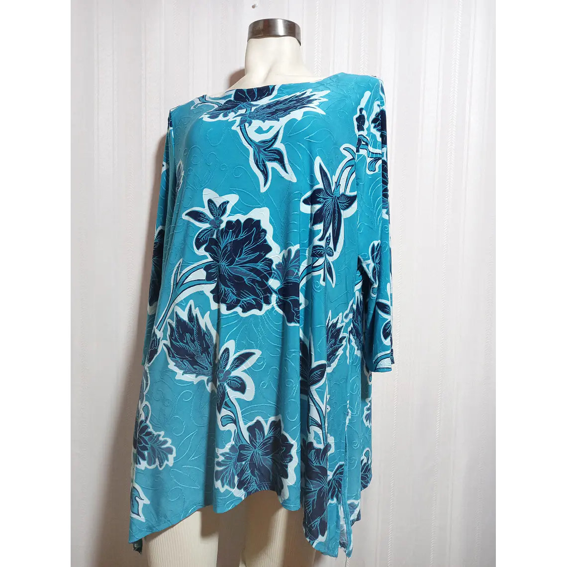 BLUSA ESTAMPADA JM COLLECTION TALLA 2X 2