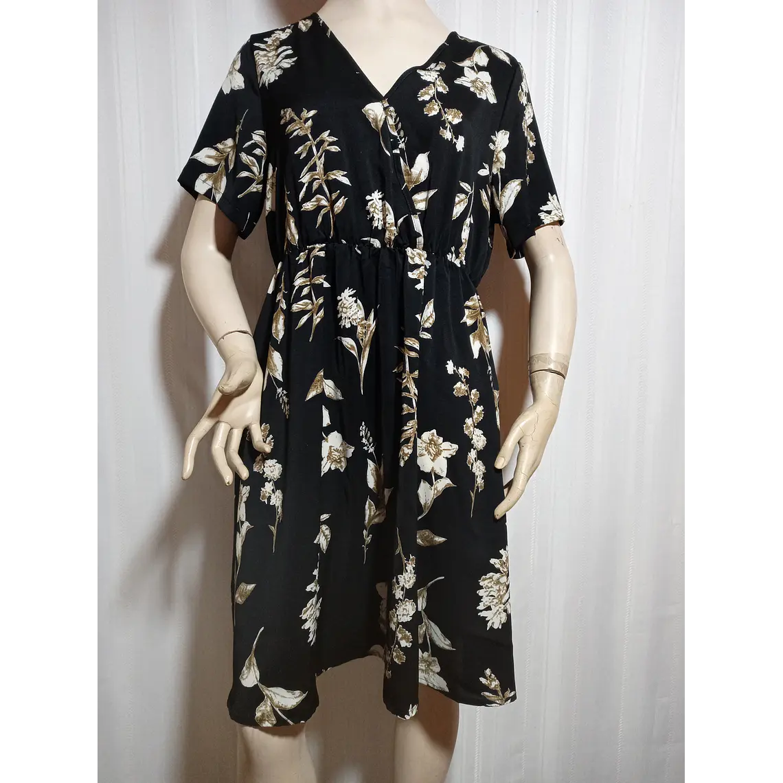 VESTIDO FLORAL MULTICOLOR SHEIN TALLA 0XL  2