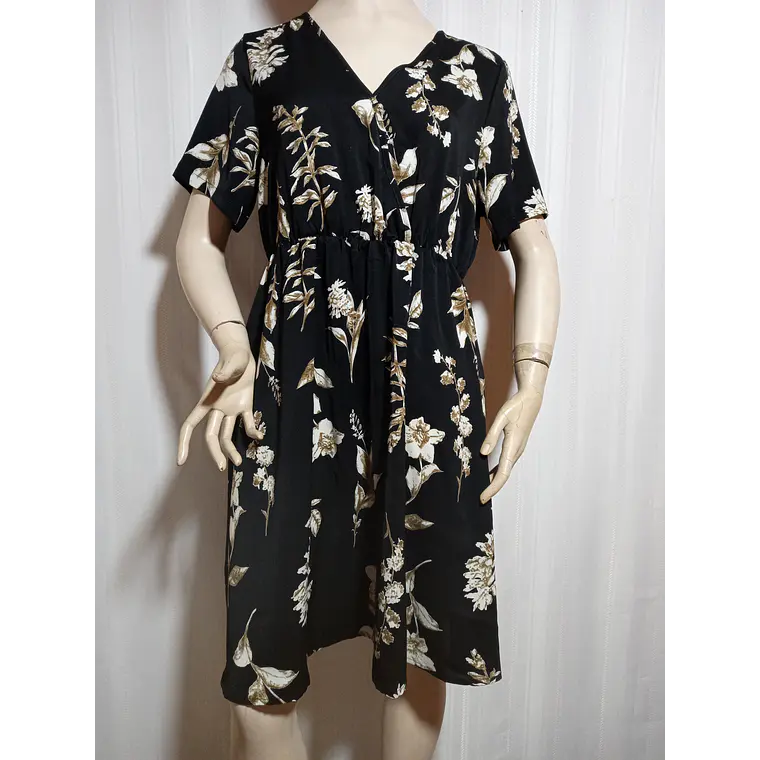 VESTIDO FLORAL MULTICOLOR SHEIN TALLA 0XL  2