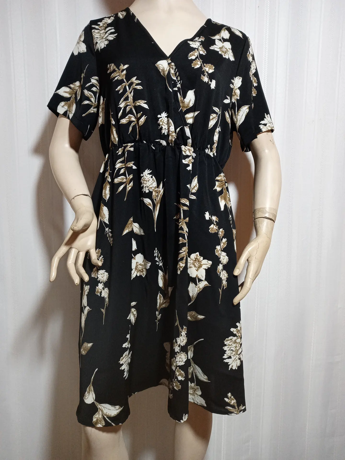 VESTIDO FLORAL MULTICOLOR SHEIN TALLA 0XL  2