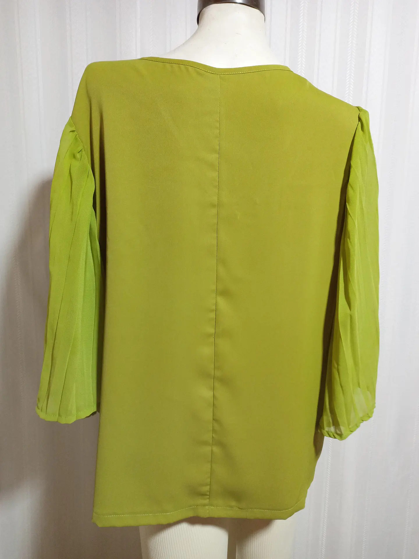 BLUSA ML VERDE SHEIN TALLA 2XL 4
