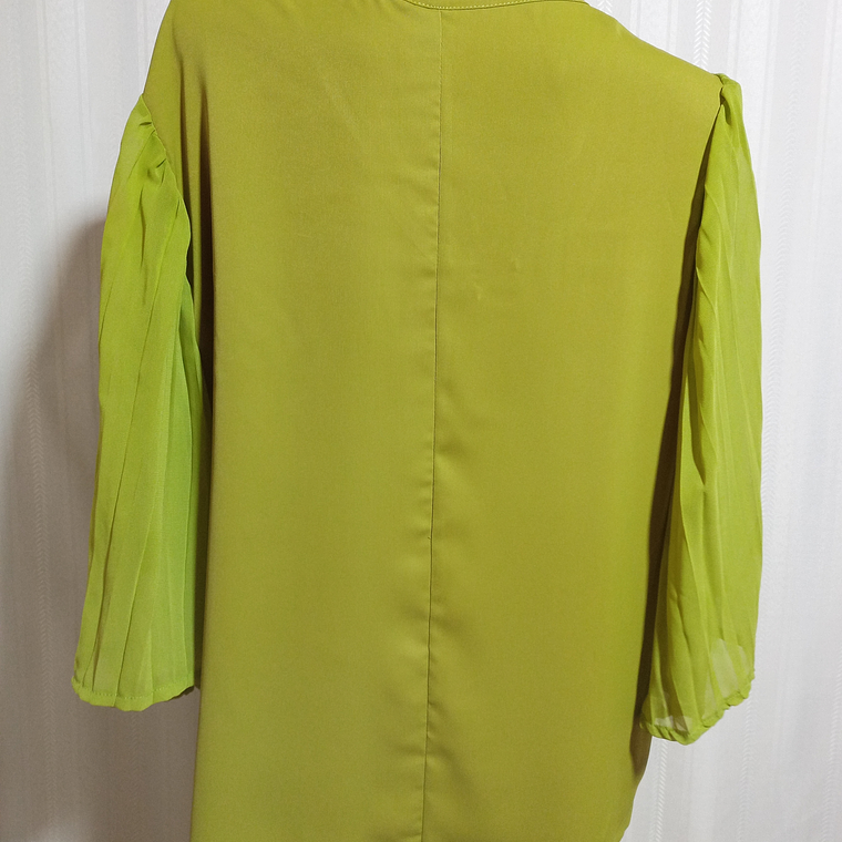 BLUSA ML VERDE SHEIN TALLA 2XL 4