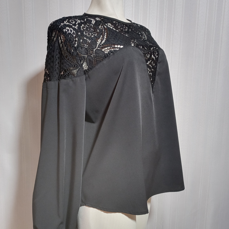 BLUSA ML NEGRO SHEIN 1XL 1