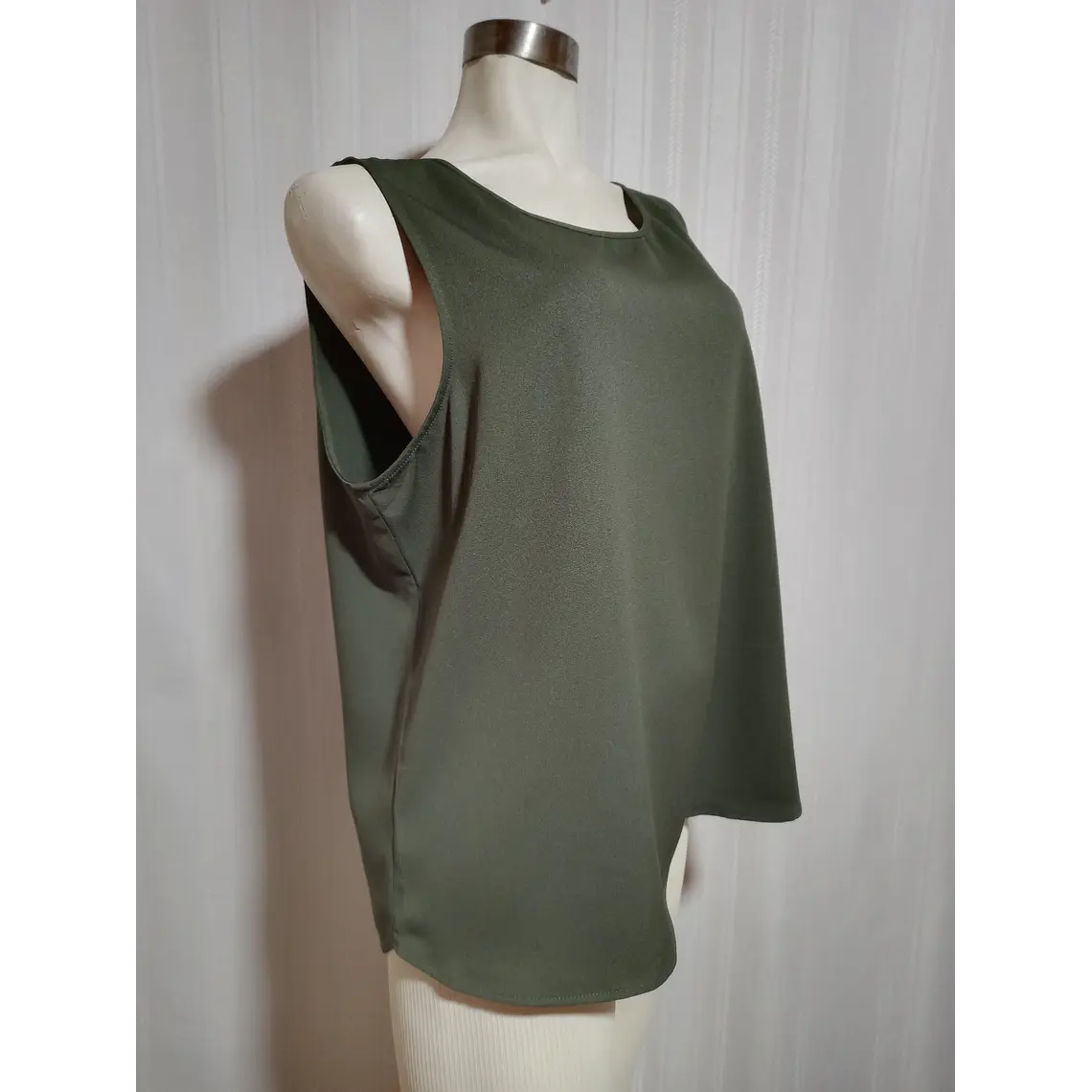 BLUSA  VERDE DR2 TALLA XL  1
