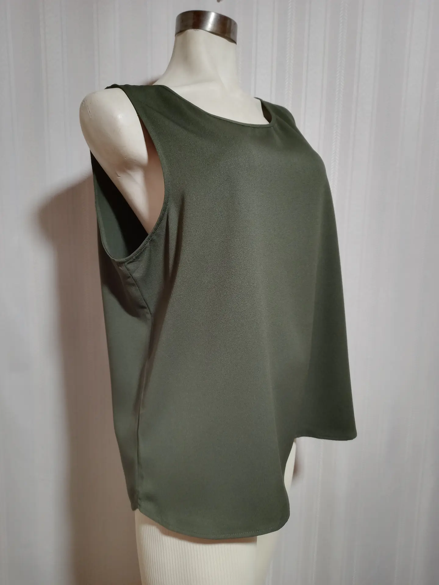 BLUSA  VERDE DR2 TALLA XL  1