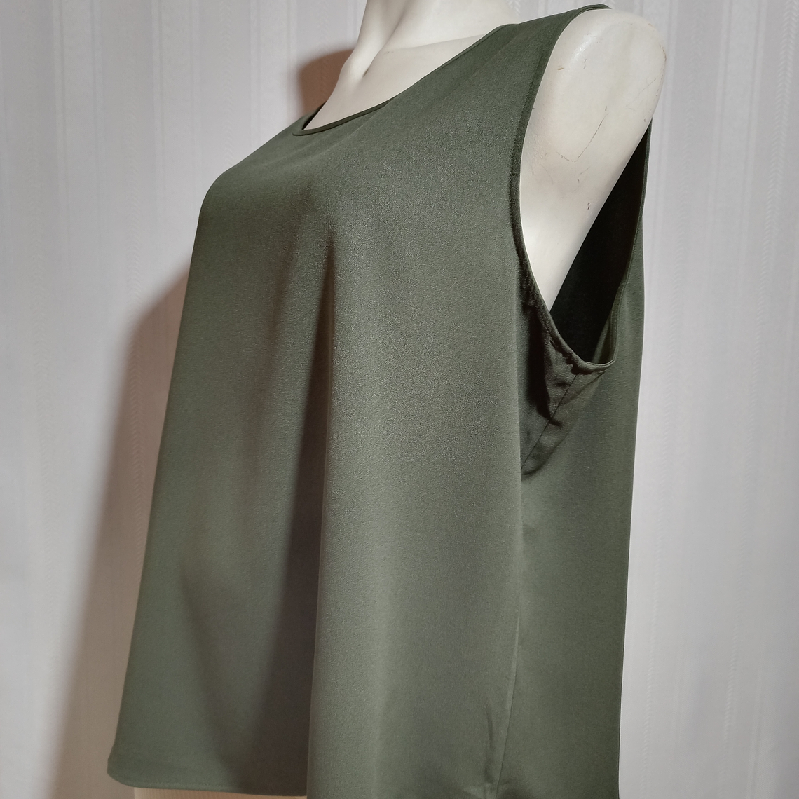 BLUSA  VERDE DR2 TALLA XL  3