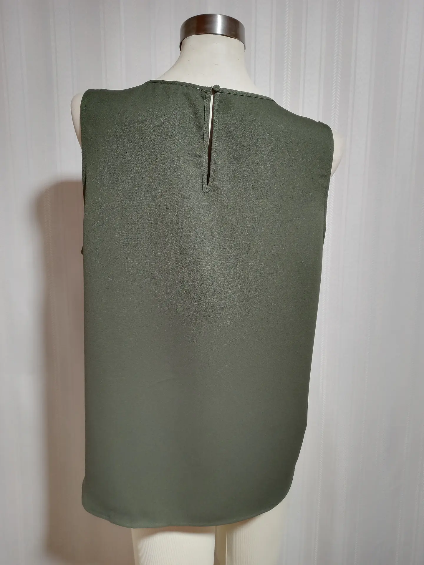 BLUSA  VERDE DR2 TALLA XL  4
