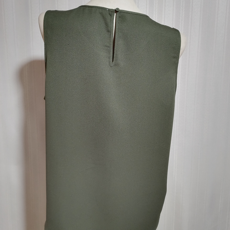 BLUSA  VERDE DR2 TALLA XL  4