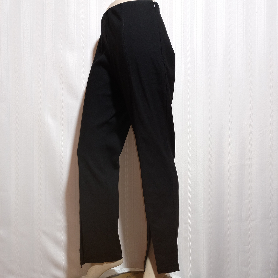 PANTALÓN NEGRO NO BOUNDARIES TALLA XL (15-17) 1