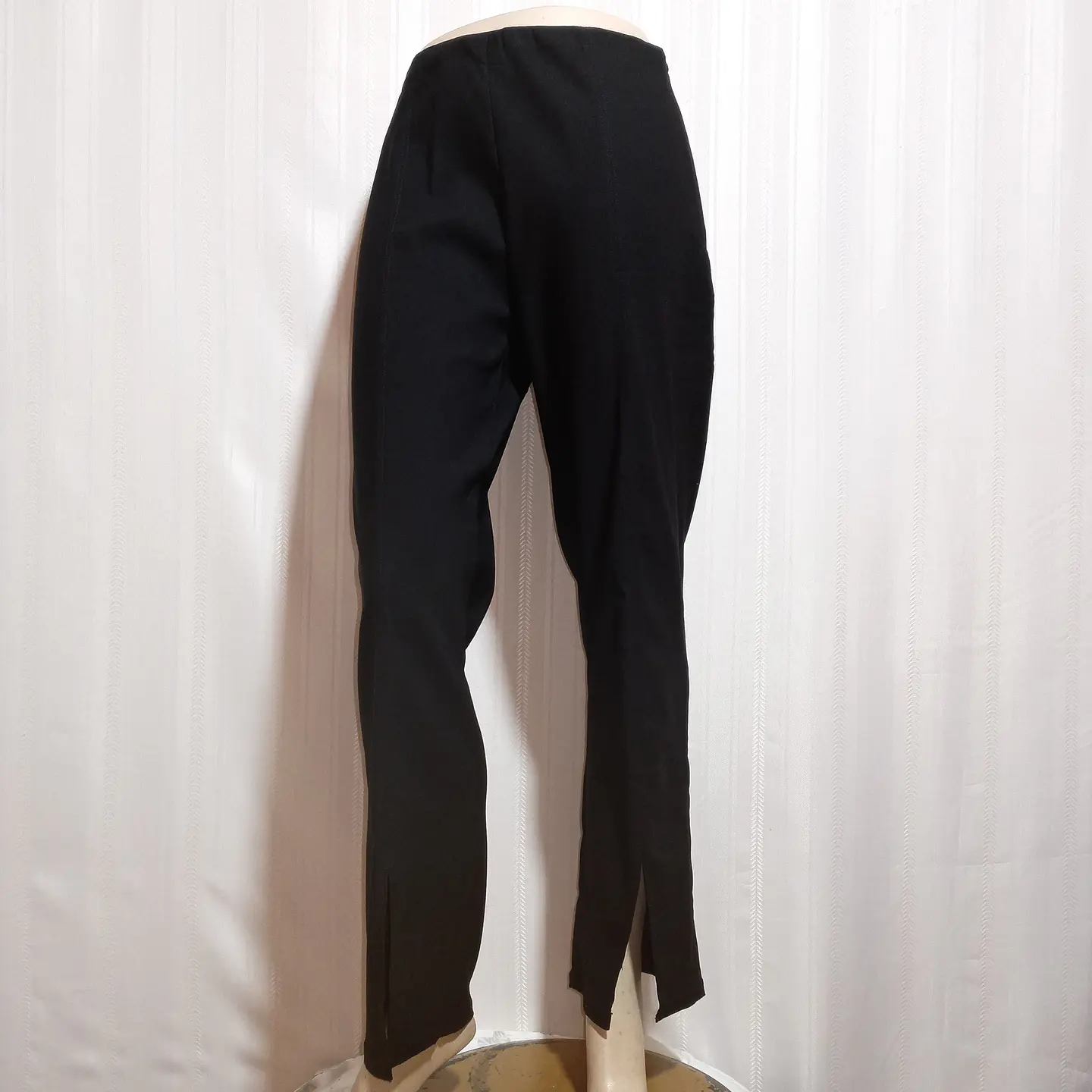 PANTALÓN NEGRO NO BOUNDARIES TALLA XL (15-17) 2