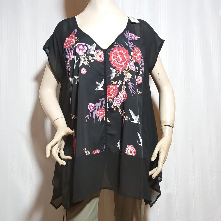 BLUSA MUJER ESTAMPADA FLORAL TORRID TALLA 1X 2