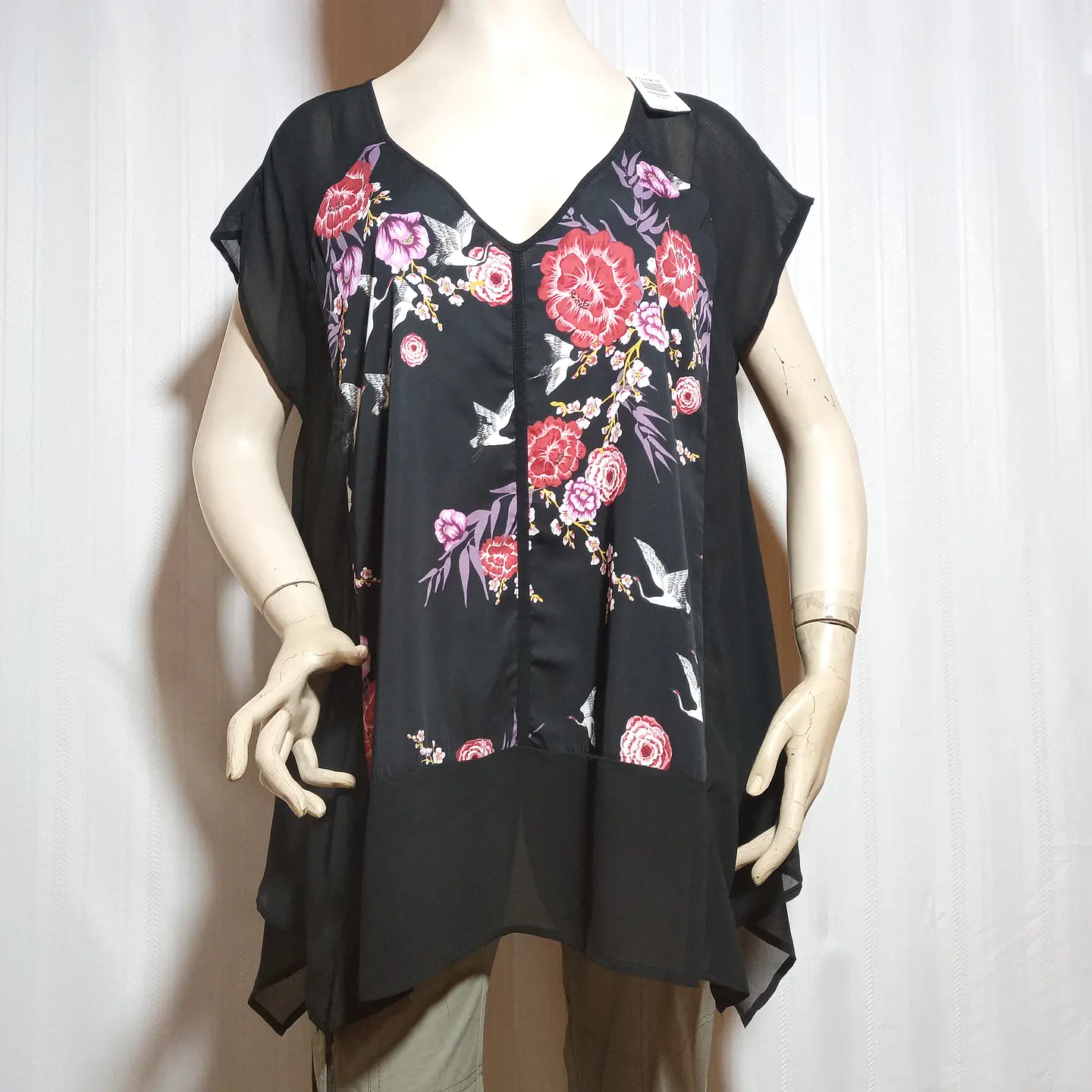 BLUSA MUJER ESTAMPADA FLORAL TORRID TALLA 1X 2