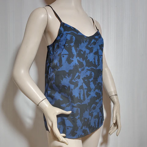 POLERA PABILO AZUL ONLY TALLA 36