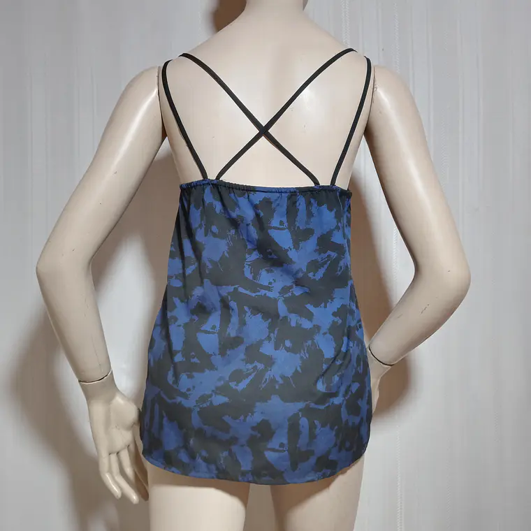 POLERA PABILO AZUL ONLY TALLA 36 4