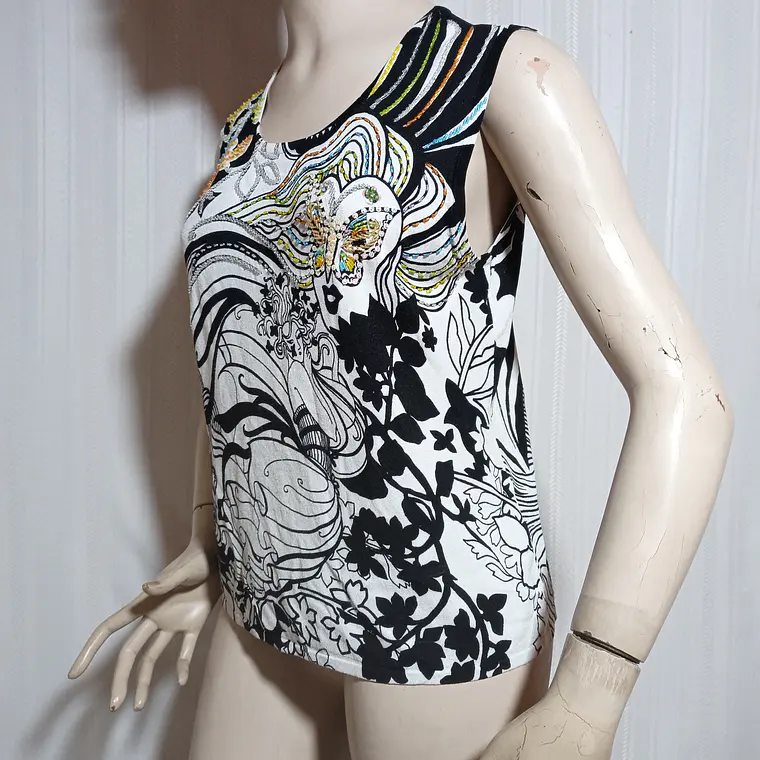 POLERA SIN MANGA ESTAMPADA TALLA L  3