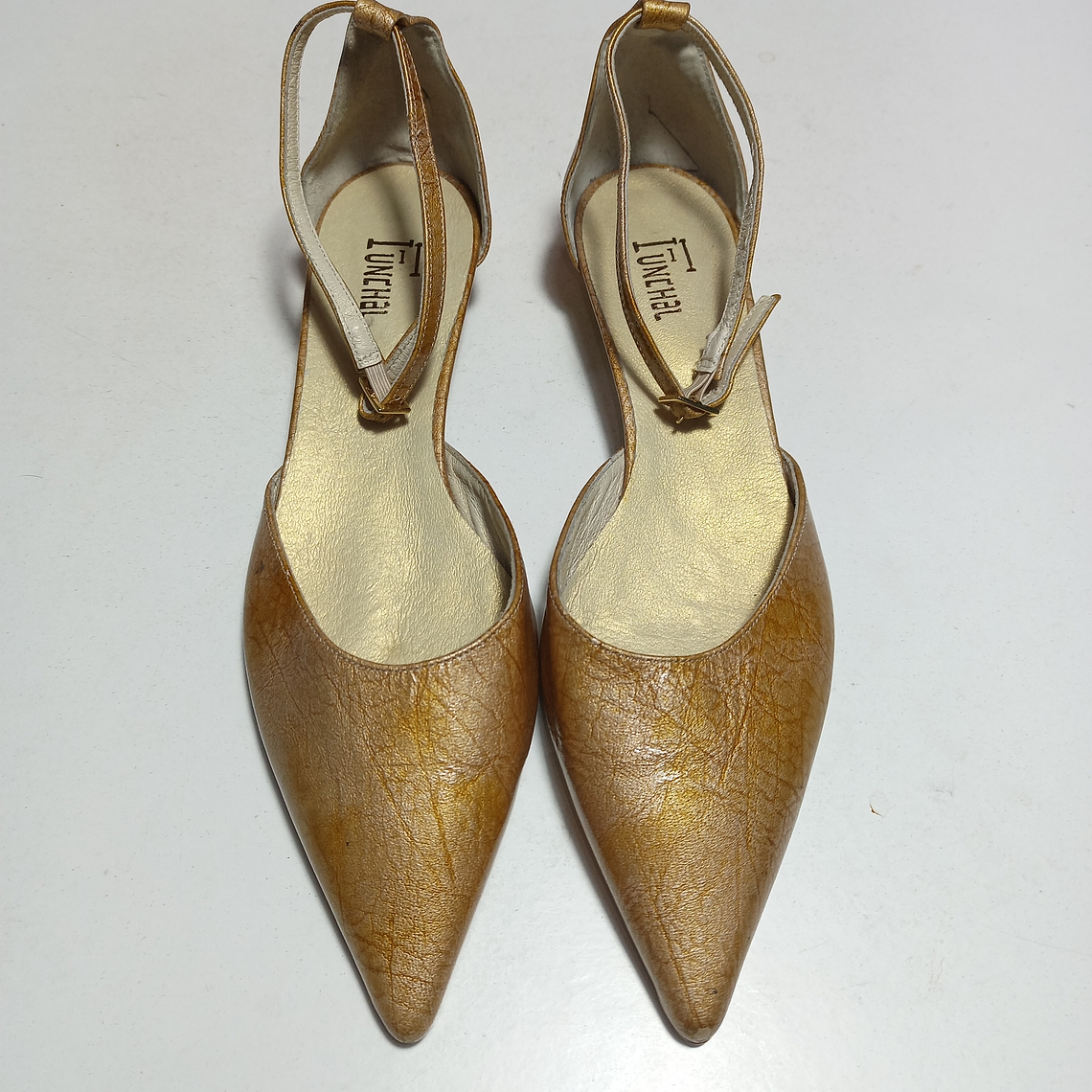 ZAPATO BEIGE DORADO FUNCHAL TALLA 40 1