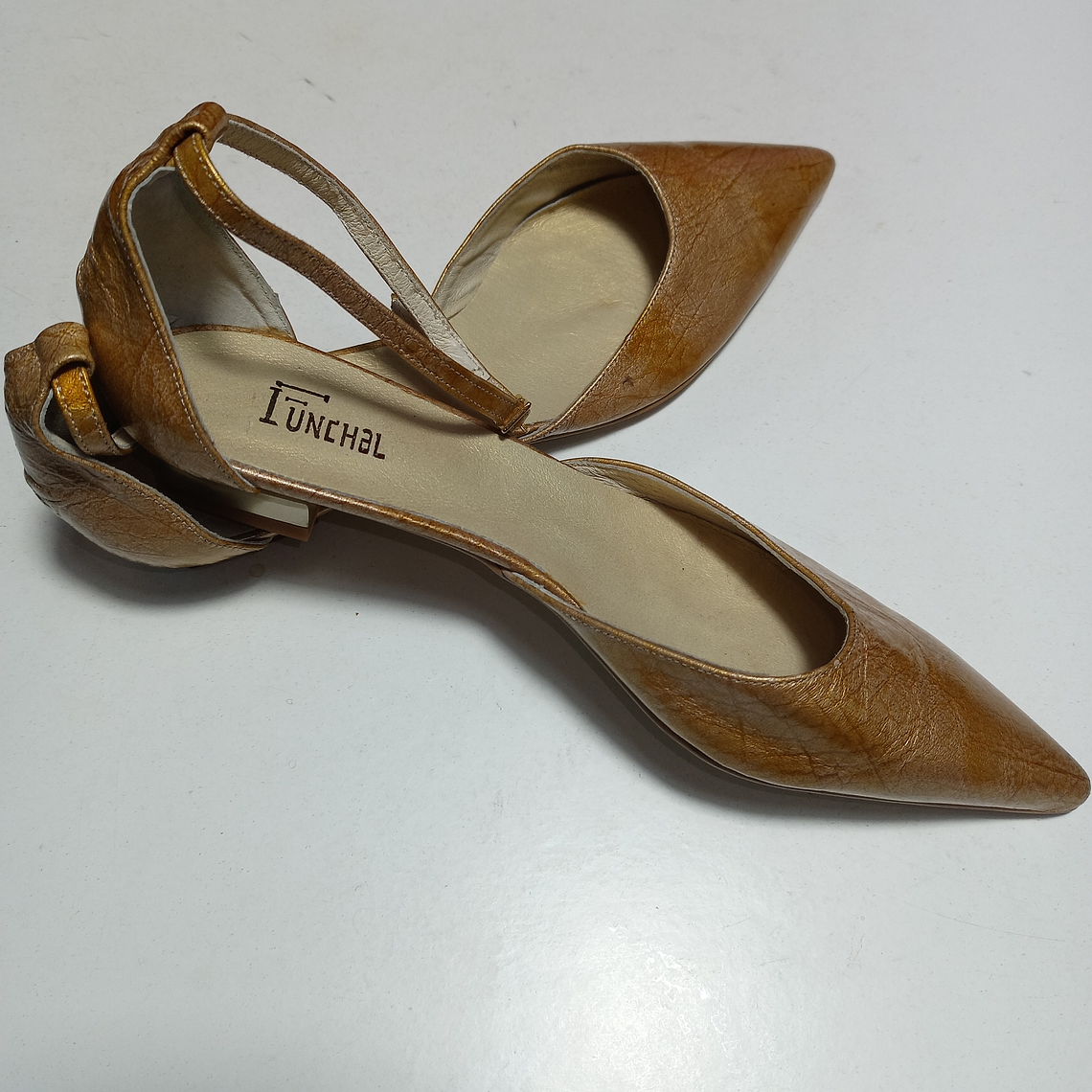 ZAPATO BEIGE DORADO FUNCHAL TALLA 40 2