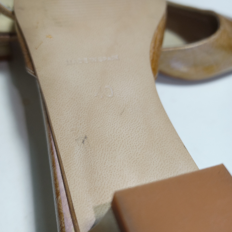 ZAPATO BEIGE DORADO FUNCHAL TALLA 40 6