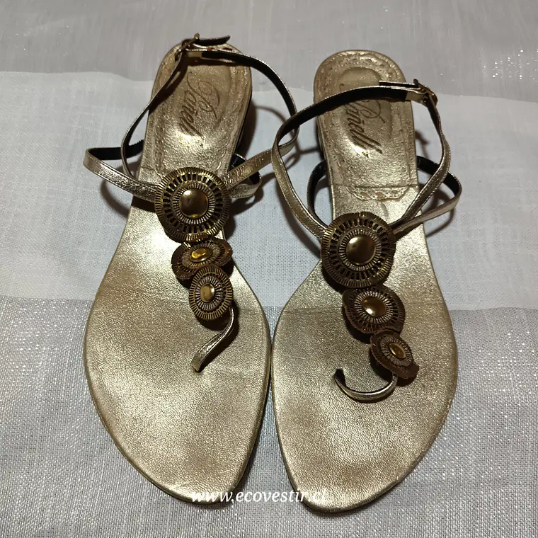 Sandalia Dorada Mujer Pañella Talla 41  1