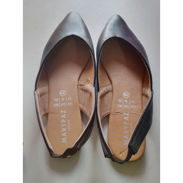 ZAPATO MUJER PLANO NEGRO MARYPAZ N° 39 3