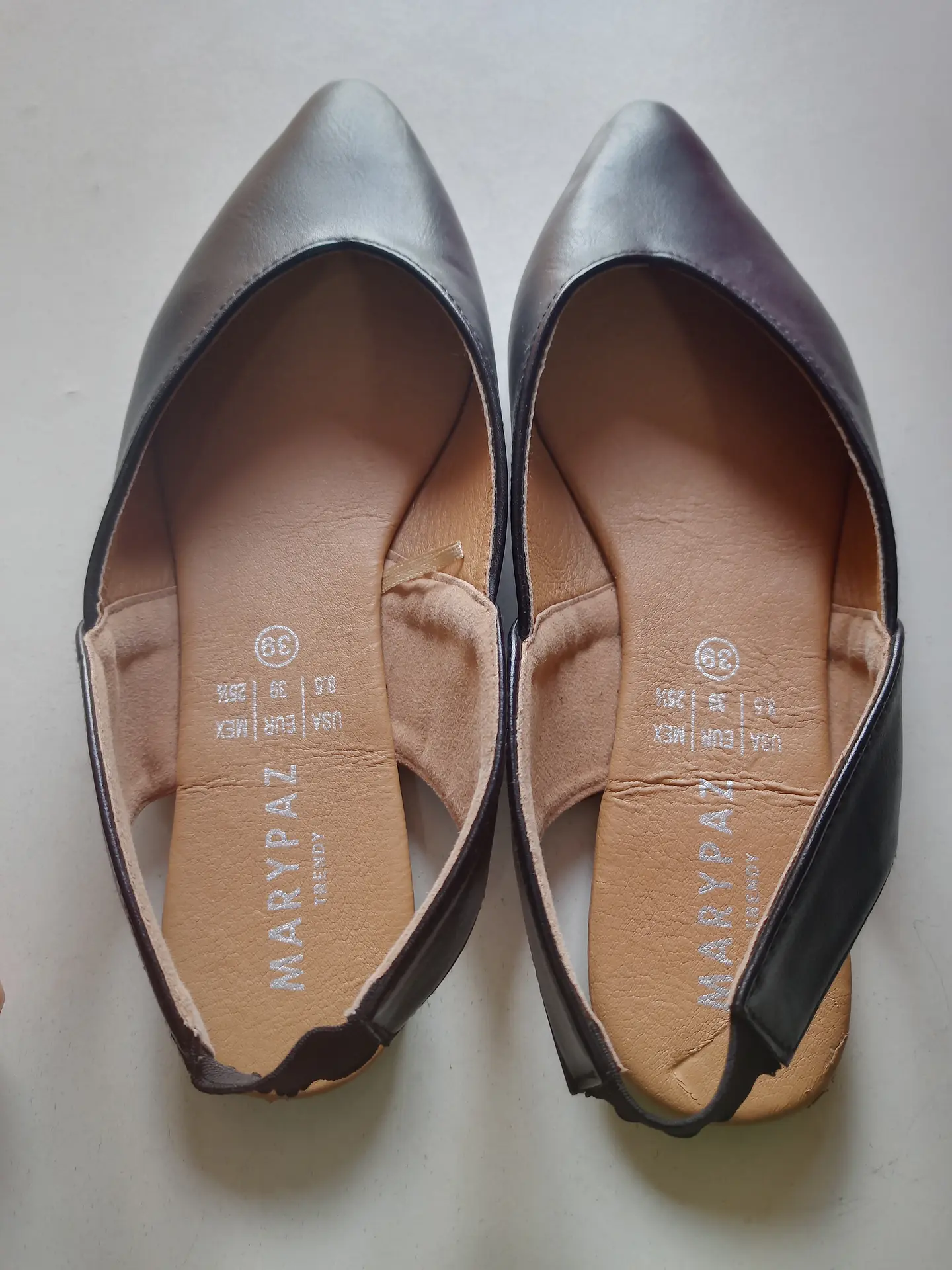 ZAPATO MUJER PLANO NEGRO MARYPAZ N° 39 3