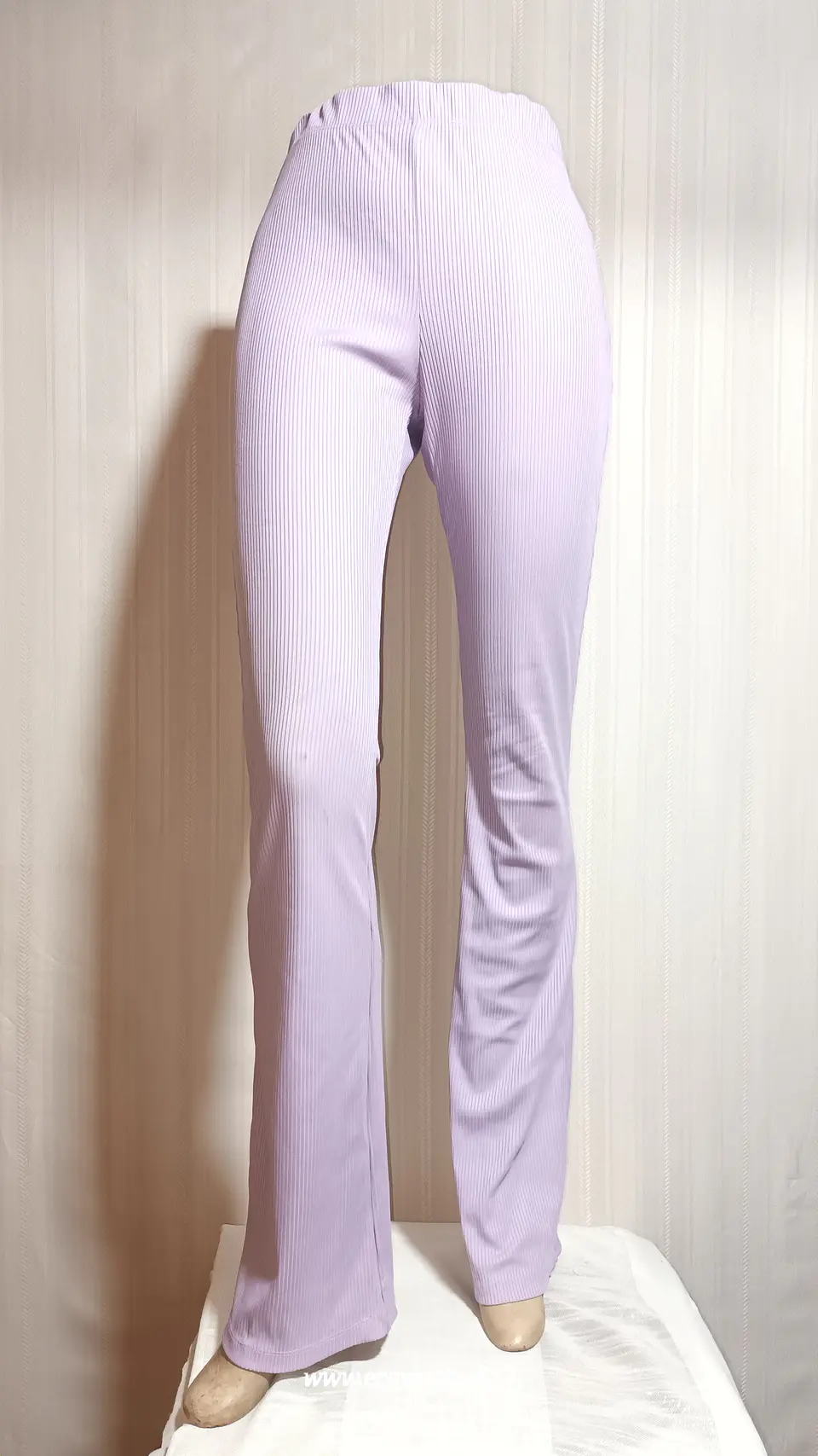 PANTALÓN MUJER CALZA VIOLETA TALLA M 2