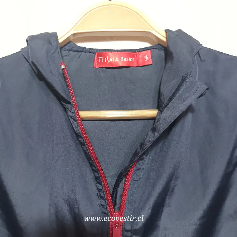 Cortaviento Con Gorro Niño Azul Tissaia Basics Talla 6A 2