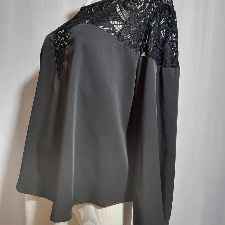  Blusa Mujer ML Shein Negro Talla 1 xl  3