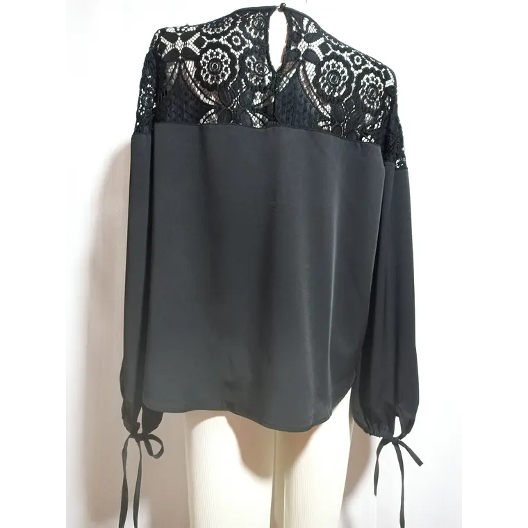  Blusa Mujer ML Shein Negro Talla 1 xl  4