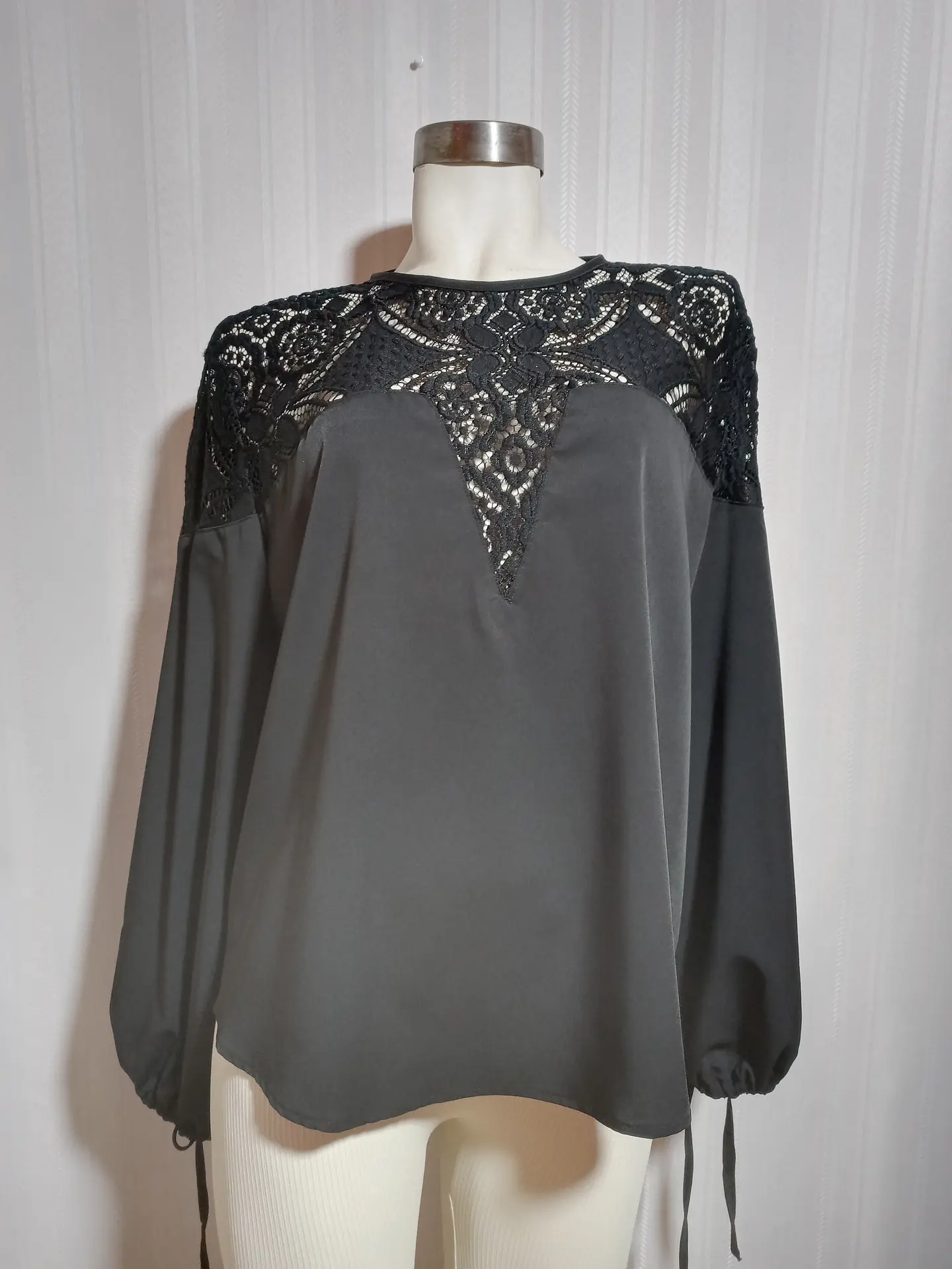  Blusa Mujer ML Shein Negro Talla 1 xl  1
