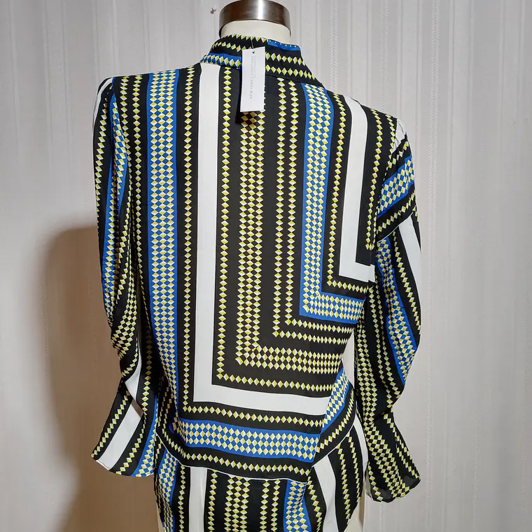 Blusa Mujer ML Multicolor New York  & Company Talla L 2