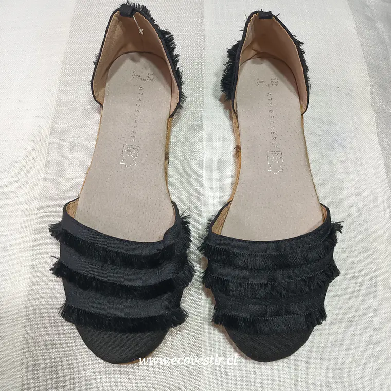 Sandalia Mujer Negra con Flecos Talon Cuña  Atmosphere Talla 40 1