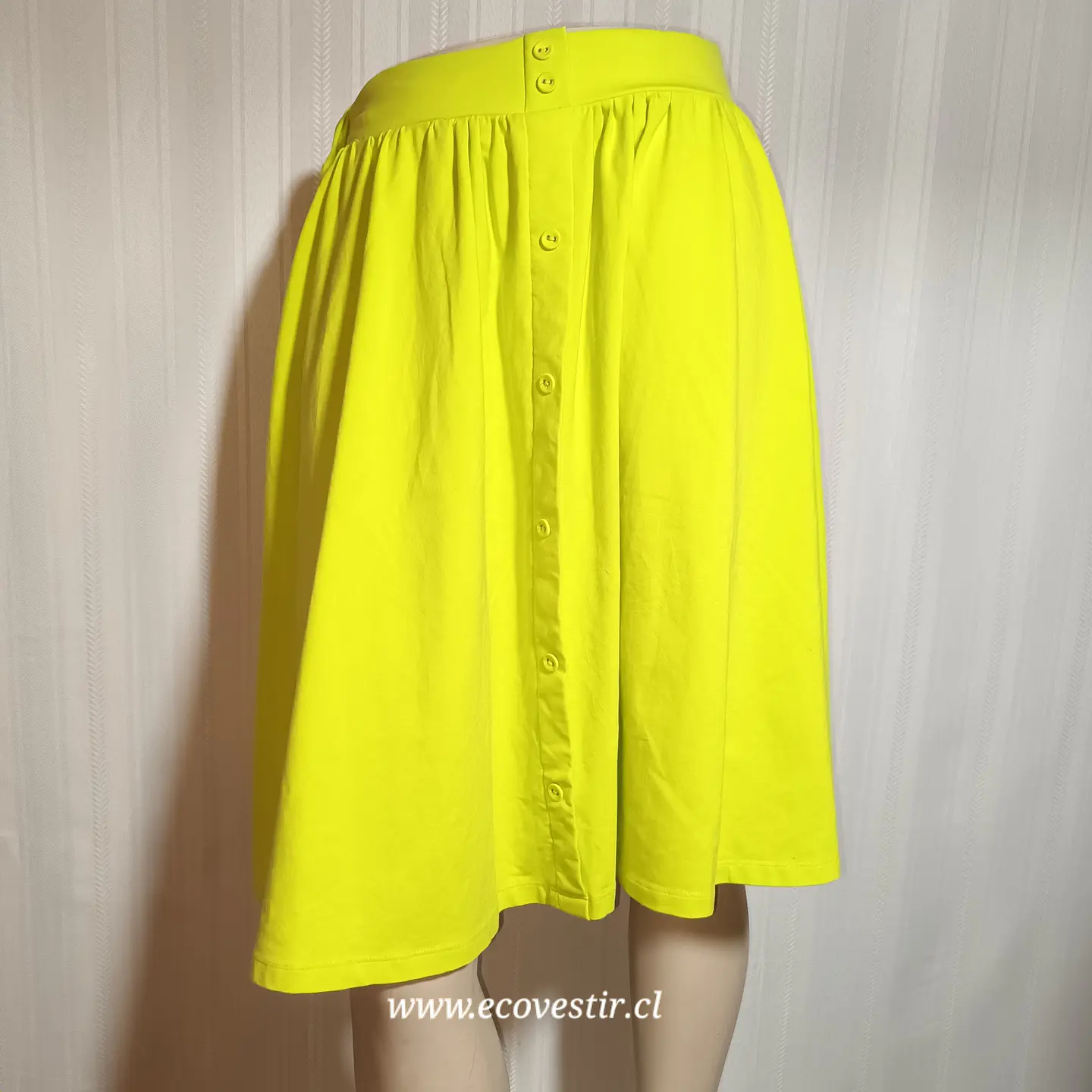 Falda Midi Verde Lima -Botones | Ecovestir 1