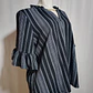 Blusa Mujer Negra con Rayas Gris Madison Hudson Talla 3X - Miniatura 1