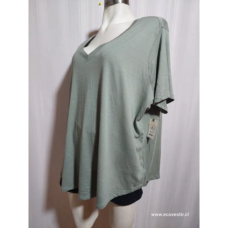 Polera Manga Corta Verde Terra & Sky Talla 2X 1
