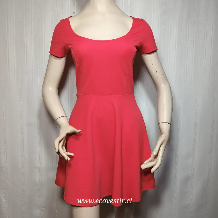 Vestido Mujer Rojo Manga Corta Stradivarius Talla M 1